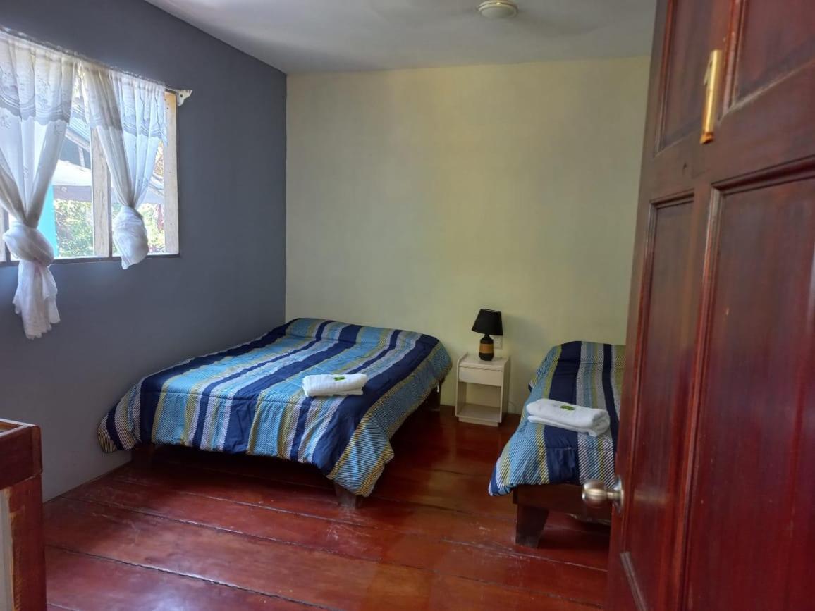 Bed and Breakfast Donde Familia Manito Paquera Exterior foto